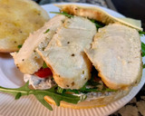 Foto del paso 1 de la receta: Pan brioche con pollo marinado