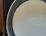 A picture of step 2 of Fruits custard.