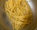 A picture of step 4 of Nutty Asparagus Basil Pesto on Spaghetti.