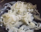 Foto del paso 3 de la receta: Matambre a los 4 quesos con champiñones y papas