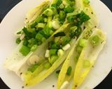 A picture of step 5 of Fish Finger Salad.