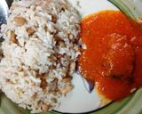 A picture of step 7 of Rice🍚 and beans with fish soup.