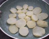 A picture of step 8 of Meditrian pasta Fritatta.