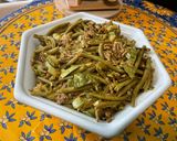 Une image de l'étape 12 de Haricots verts au bœuf, courgettes et curry.