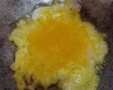 Foto langkah ke 2 dari resep Telur Dadar Cheese Slice.