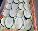Foto del paso 9 de la receta: Hojaldre de puerro y calabacín