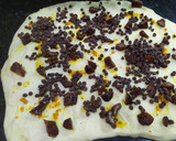 Foto del paso 7 de la receta: Pan dulce c/dátiles y chispas de choco. (original del Crandon)