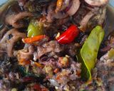 Foto langkah ke 3 dari resep Oseng Cumi Mercon.