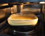 Foto langkah ke 5 dari resep Milk Bath Cake / Cake Mandi Susu / Tres Leches Cake.