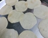 A picture of step 3 of Chole Papdi Chaat.