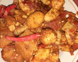 Foto langkah ke 4 dari resep Balado telur puyuh krecek kentang tanpa santan.