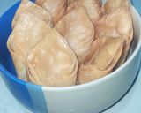 Foto langkah ke 4 dari resep Pangsit Goreng.