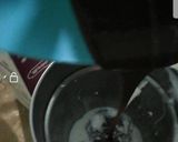 A picture of step 3 of Monster Milk shake.