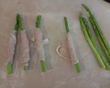 รูปขั้นตอนการทำที่ 1 ของ หมูสไลด์พันหน่อไม้ฝรั่ง