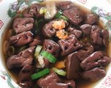 รูปขั้นตอนการทำที่ 1 ของ ซุปเลือดหมู