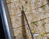 तिल मावा बर्फी (til mawa burfi recipe in Hindi) रेसिपी चरण 7 फोटो