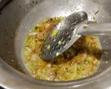A picture of step 2 of Methi Pulav.
