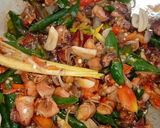 Foto langkah ke 4 dari resep Cumi Cabe Ijo.