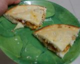 A picture of step 8 of Pocket pizza.
