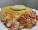 Foto del paso 11 de la receta: Arepa rellena de salchicha, pimentón, cebolla y queso🥯🌭🧀