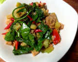 Foto langkah ke 6 dari resep Tumis Pare Daun Melinjo Tempe Kedelai.