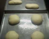 Foto langkah ke 7 dari resep Eggless burger & hotdog bun.