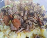 A picture of step 8 of Mashed Potatoes with Grilled Beef and Avocado Sauce.