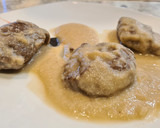 Foto del paso 9 de la receta: Carrilleras ibéricas en salsa de reineta, calabacín y macademia