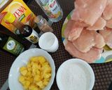 Foto del paso 1 de la receta: Pollo con piña en salsa!! 😍🐔🍍😋