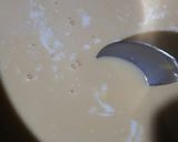 A picture of step 2 of Custard Flavoured Dora Cakes.