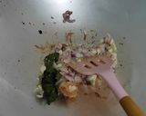 Foto langkah ke 3 dari resep Lontong Mie Surabaya.