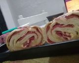 Foto del paso 4 de la receta: Pan relleno de salame y queso