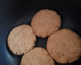 Foto del paso 4 de la receta: Pancitos de avena y cebolla 🧅 sin horno