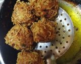 A picture of step 11 of Maggi Manchurian.