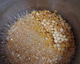 A picture of step 1 of Lauki Chana dal (no onion no garlic).