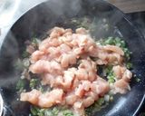 Foto del paso 2 de la receta: Fideos con salsa paricien