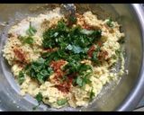 A picture of step 2 of Rice faraa.