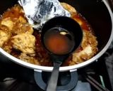 A picture of step 4 of Chicken tikka handi.