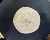 A picture of step 5 of Stuffed Radish Parantha.