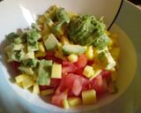 Foto del paso 2 de la receta: Ceviche de gambas, aguacate y mango