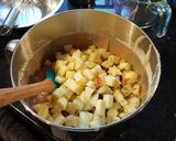 A picture of step 7 of Spiced Apple-Pecan Cream Cheese Cake.
