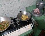 Foto langkah ke 4 dari resep Tumis Sehat: Oseng Jamur, Sambal Terasi, Ikan Dero tepung basah.