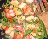 Foto del paso 1 de la receta: Mejillones con revuelto a la Vinagreta (Reciclaje)