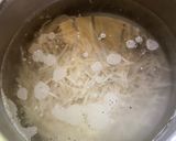 A picture of step 1 of Spicy Timur Chilli Noodles.