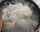 Foto langkah ke 4 dari resep Sup Bola Ayam Wortel.