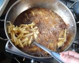 A picture of step 3 of Fries/chips #4 weekchallenge.