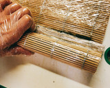 Foto del paso 14 de la receta: SUSHI — maki de pepino
