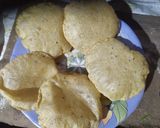 अजवायन की पूरी (ajwain ki poori recipe in Hindi) रेसिपी चरण 3 फोटो