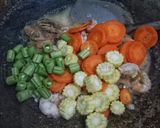 Foto langkah ke 3 dari resep Capcay praktis.