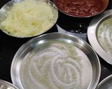 गव्हाच्या पिठाचा वेज पिझ्झा (veg pizza recipe in marathi) रेसिपी स्टेप 5 फोटो 